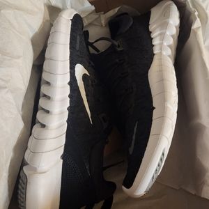 nike free rn 5.0 womens Size W7